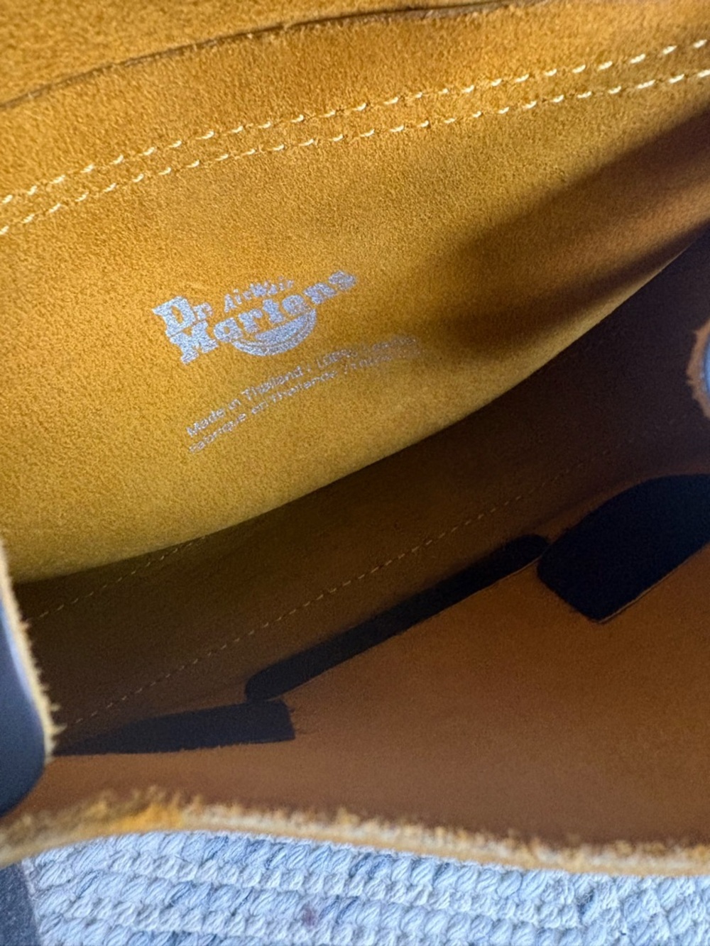 Dr. Martens - Picture 9 of 10